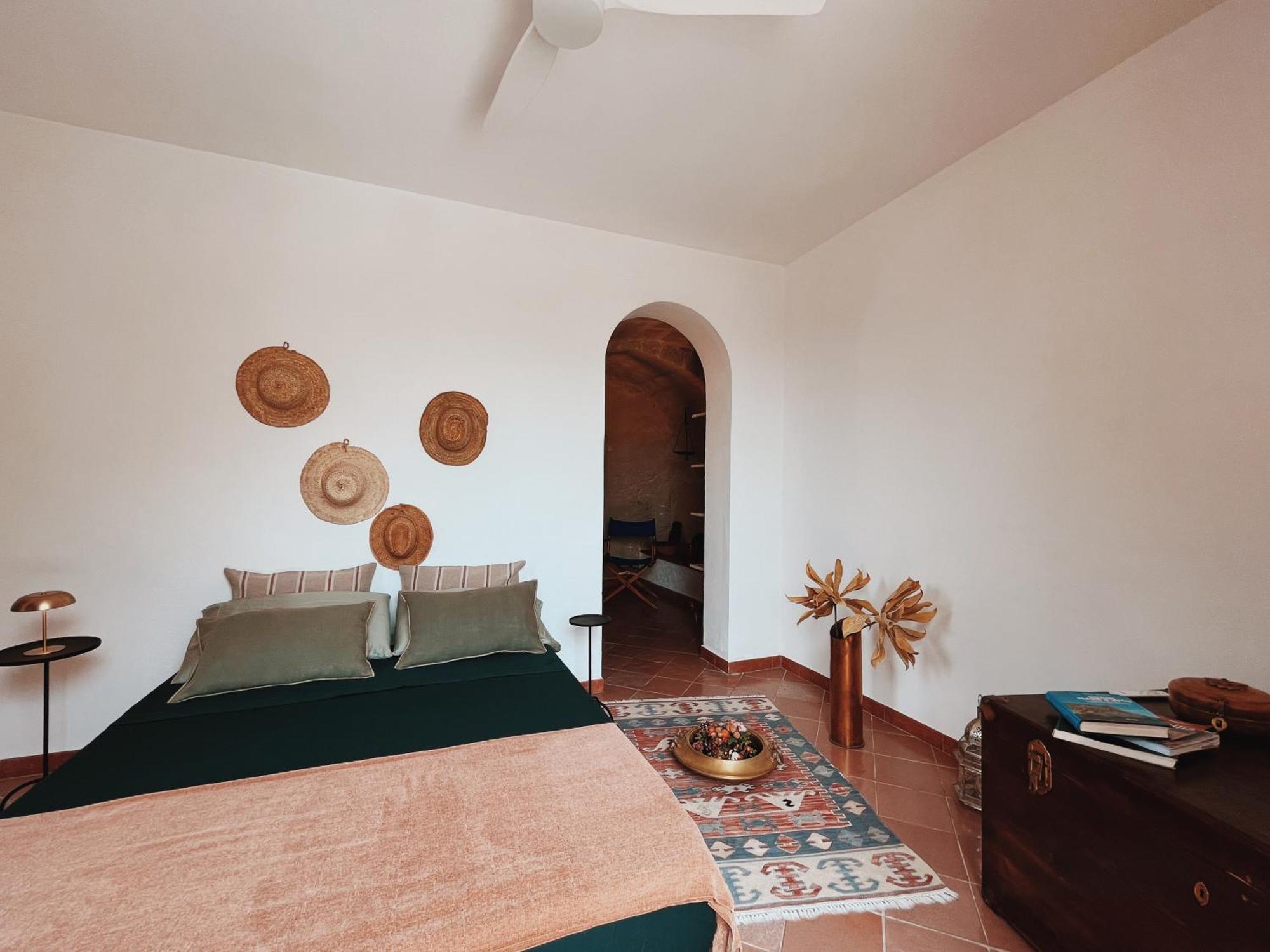 Il Cactus: Una Piccola Oasi In Paese ファヴィニャーナ エクステリア 写真